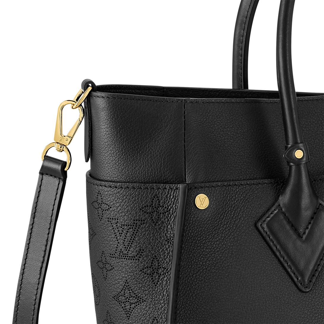 On My Side GM Bag Luxury Autres High End Black LOUIS VUITTON